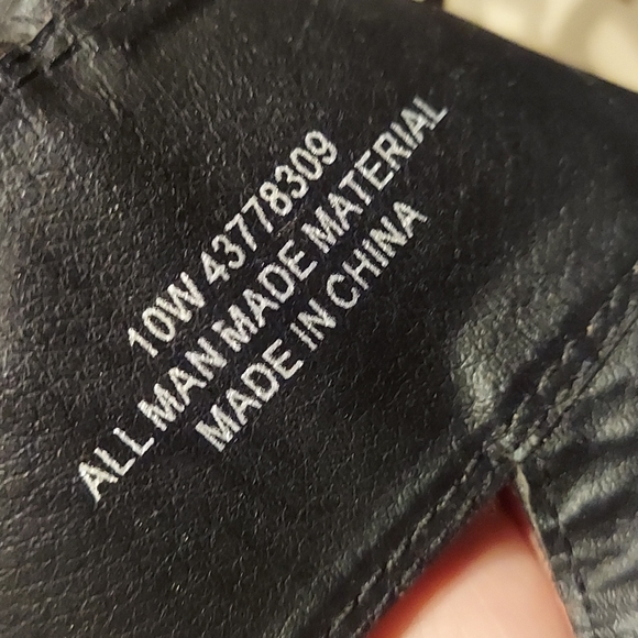 011,Comfort Est.1946 Sandals heels color black 🖤 - Picture 8 of 12